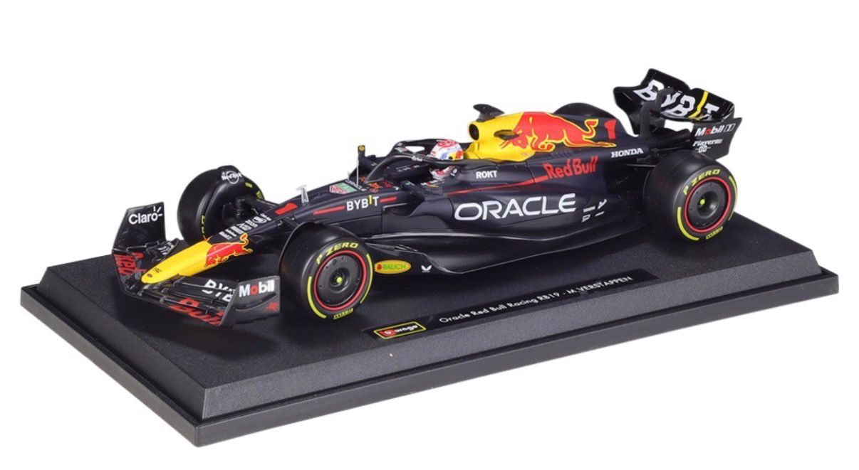 Authentic 1:43 Red Bull F1 RB19 Alloy Racing Model